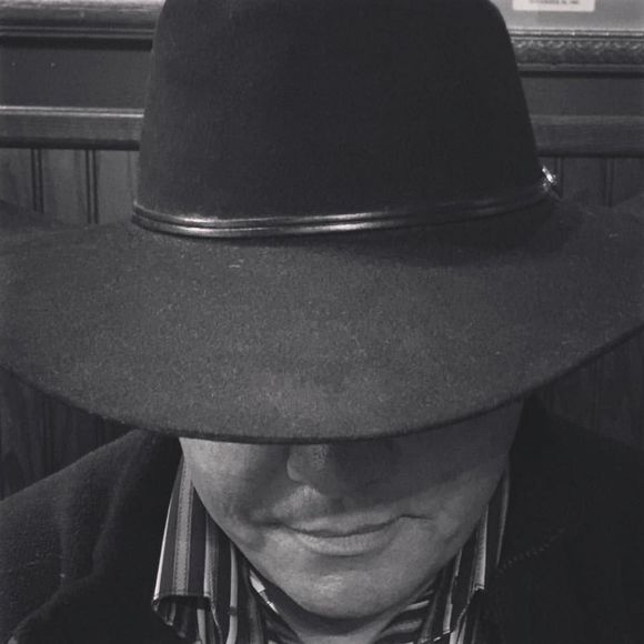 Meet your Posher, Robi - Picture 1 of 1